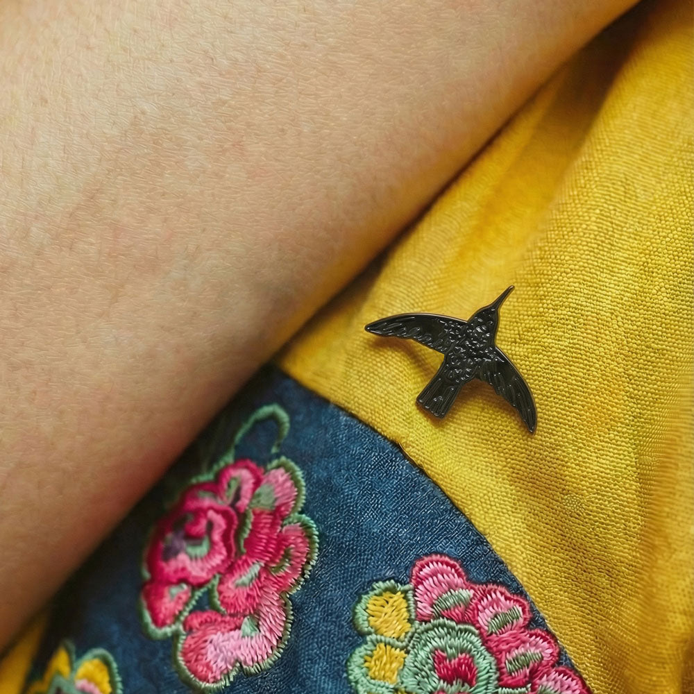 Black bird
