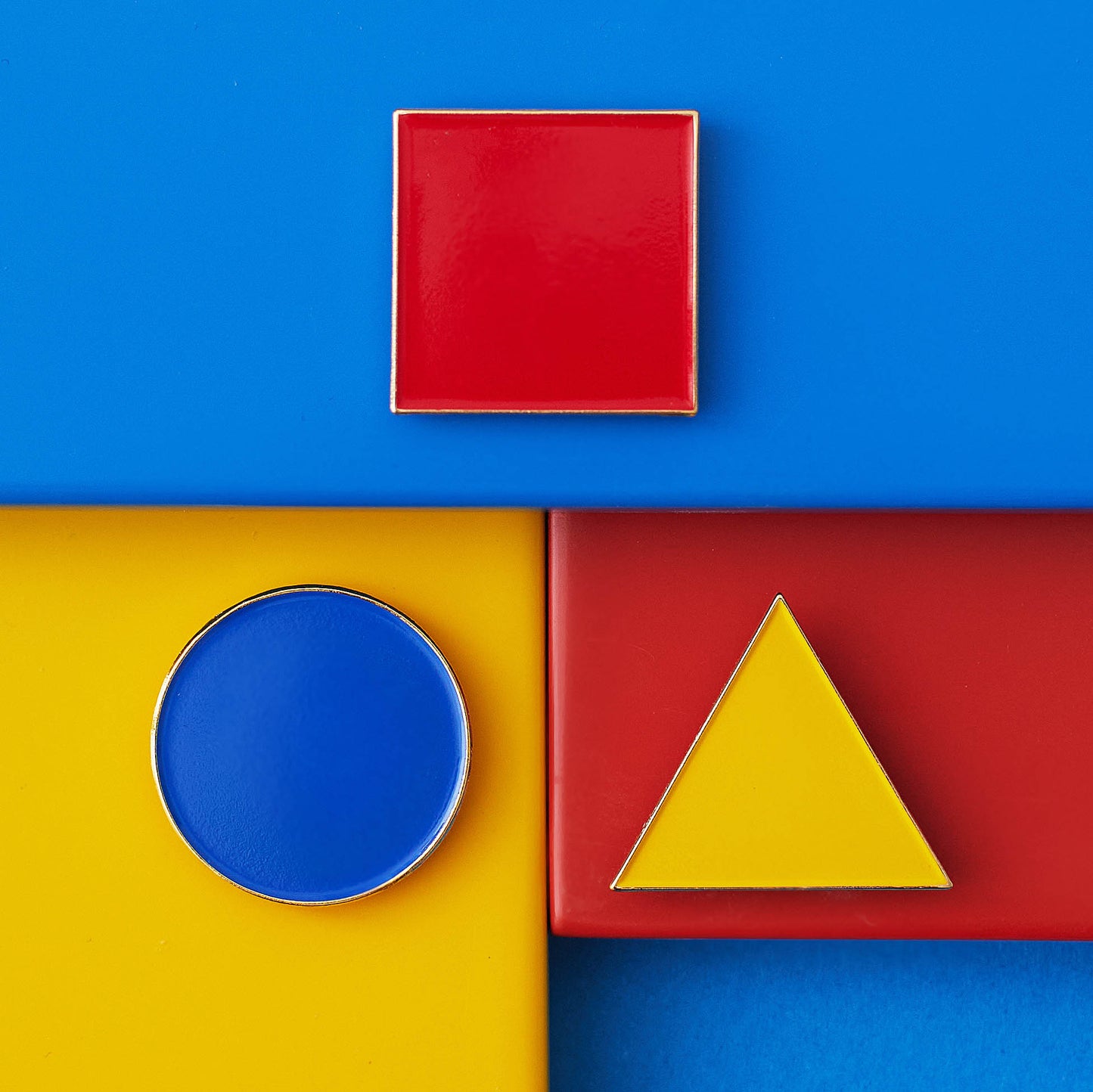 Basic Forms in the Primary Bauhaus Colours